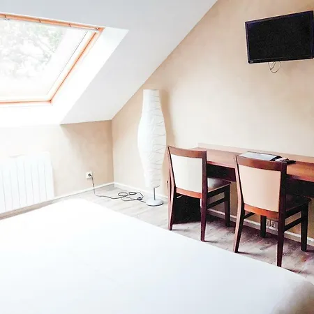 Hotel Alicia Auray Le 3*